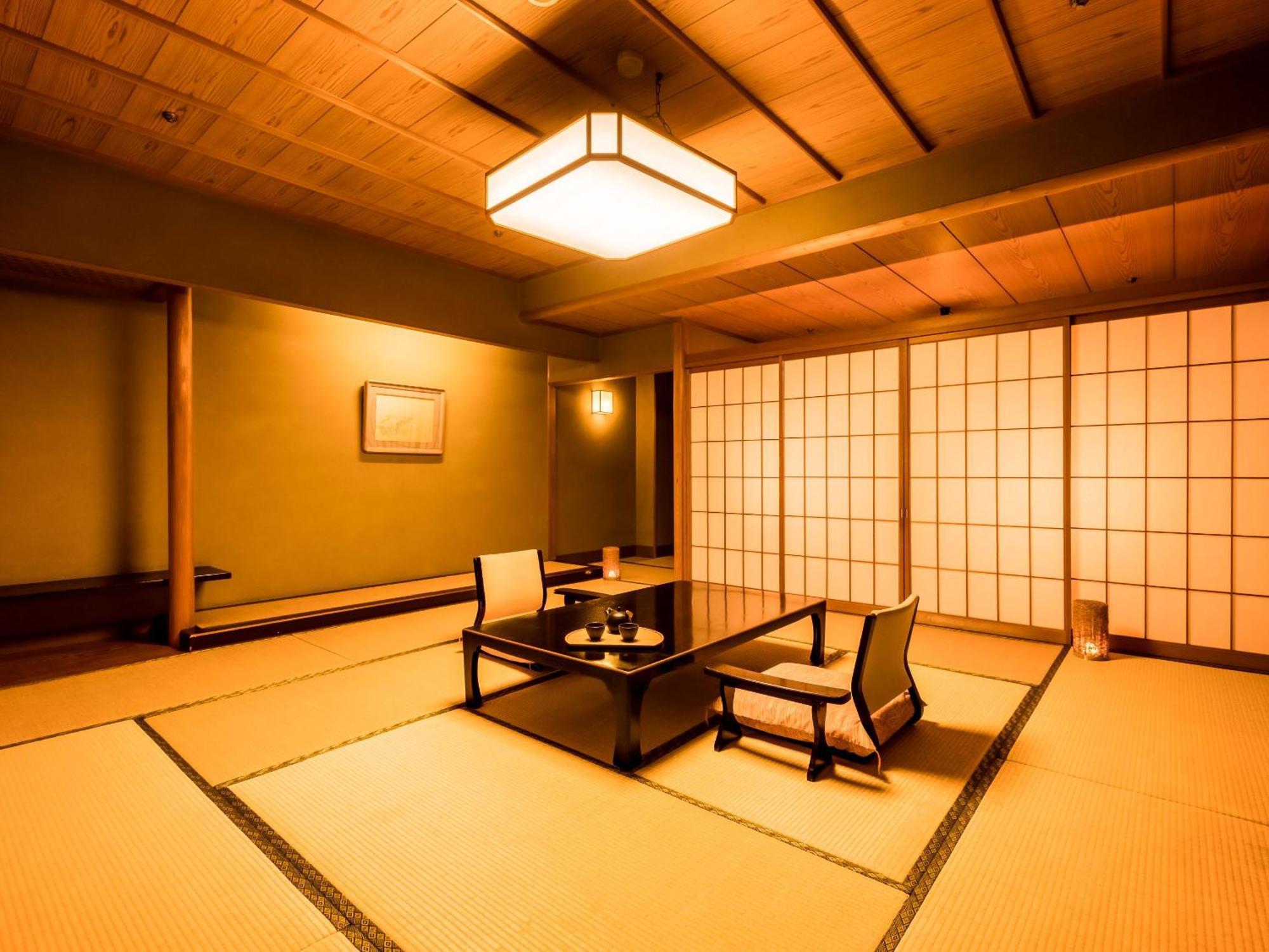 Ooedo Onsen Monogatari Premium Saiki Bekkan Misasa Exterior photo