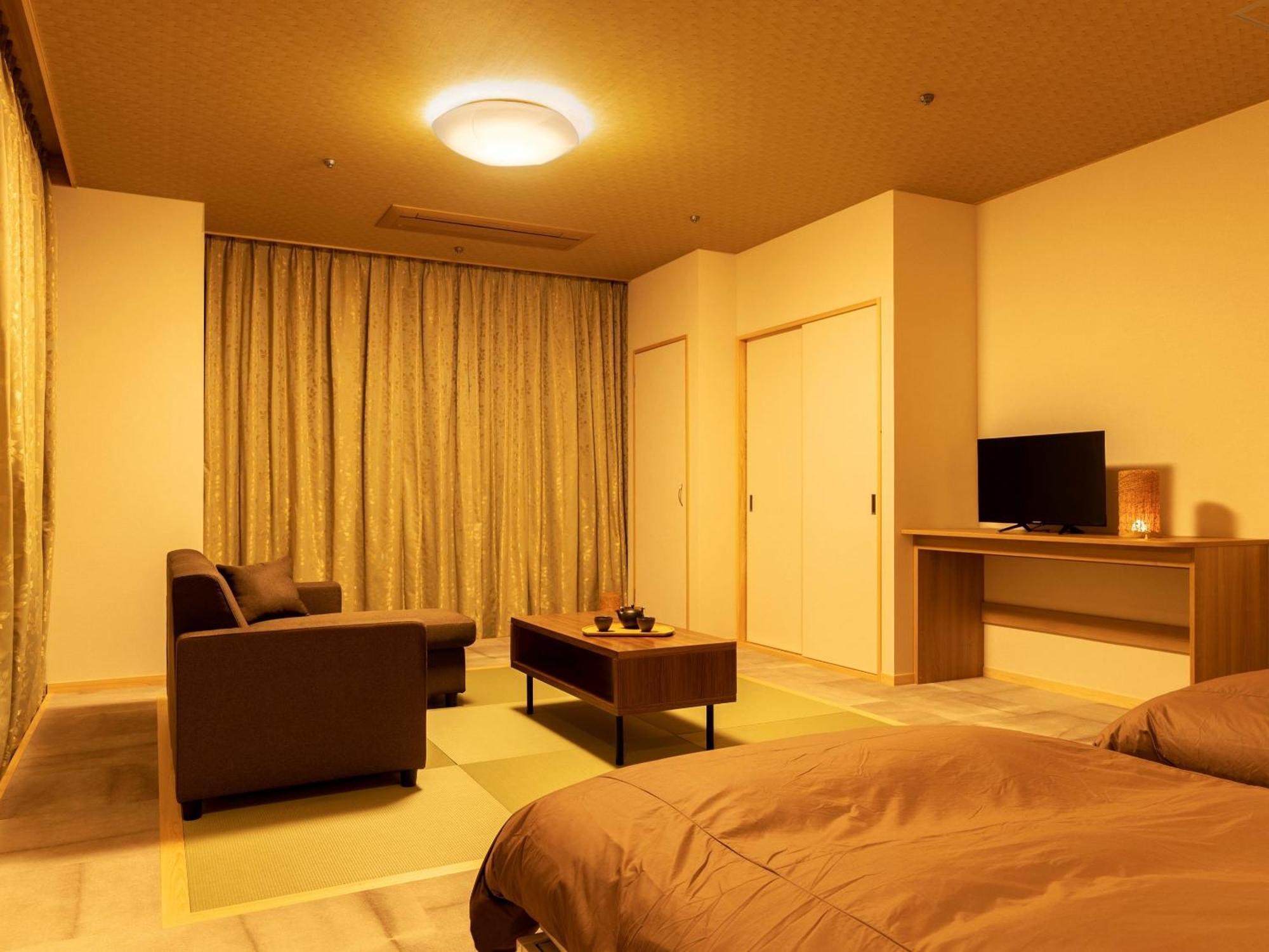 Ooedo Onsen Monogatari Premium Saiki Bekkan Misasa Room photo