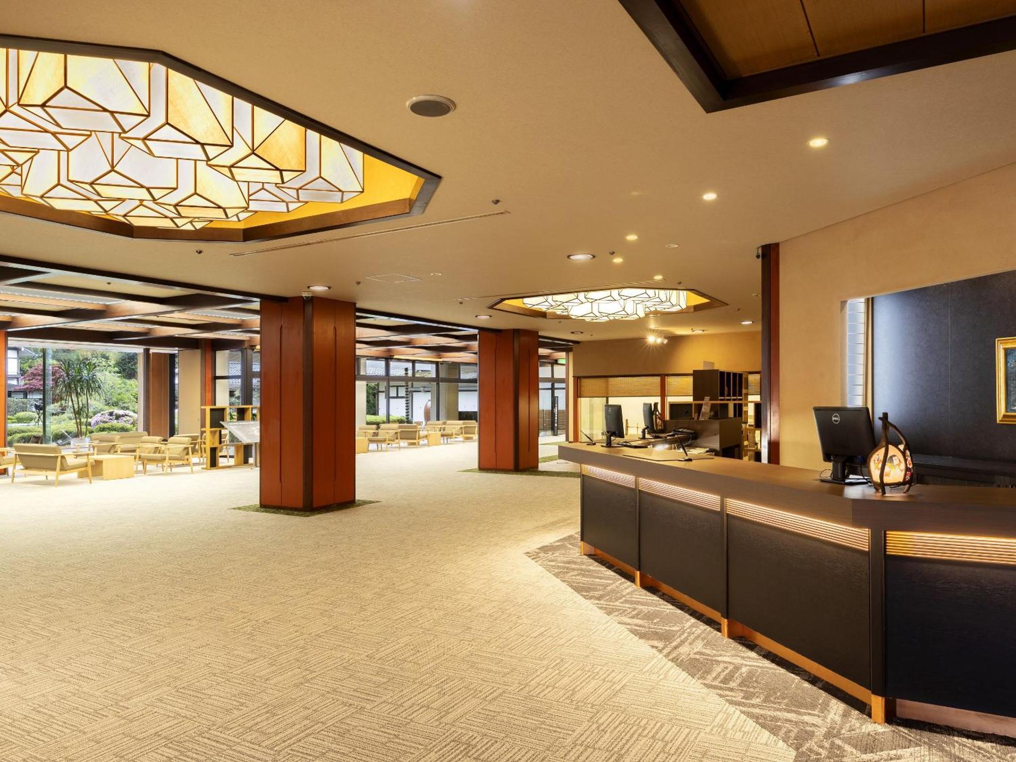 Ooedo Onsen Monogatari Premium Saiki Bekkan Misasa Exterior photo